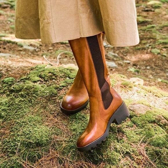 Born Galdot Tall Brown Boots Soft Leather Brown Cuero Size 9.5  NWOB Chelsea - Picture 2 of 7